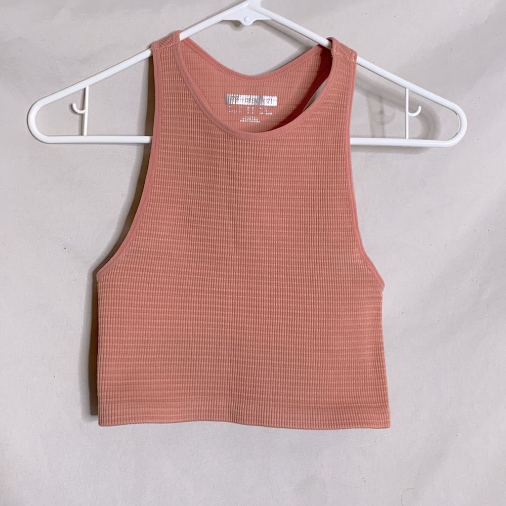 Dusty pink, work out top, medium